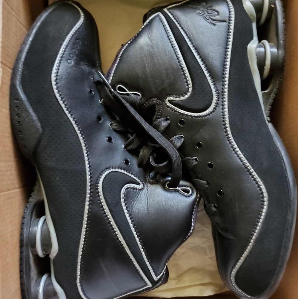 NIKE WOMEN SHOX SLAM
